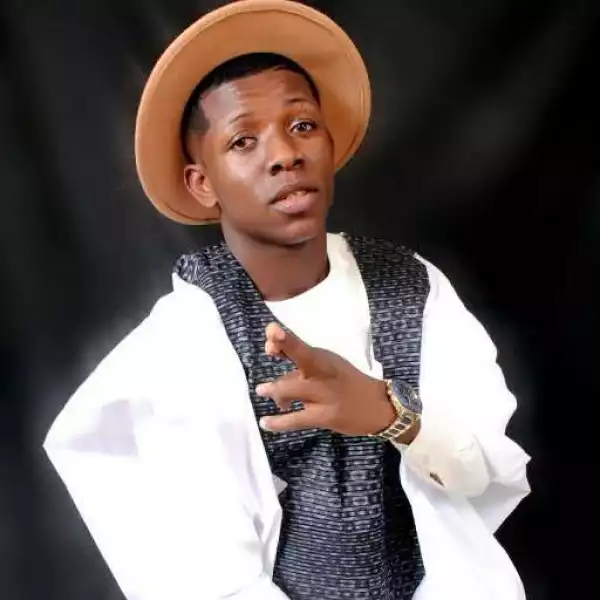 Watch Small Doctor Tumble & Fall Off Stage While Performing His Hit Song ‘Mosquito Killer’ (Video)